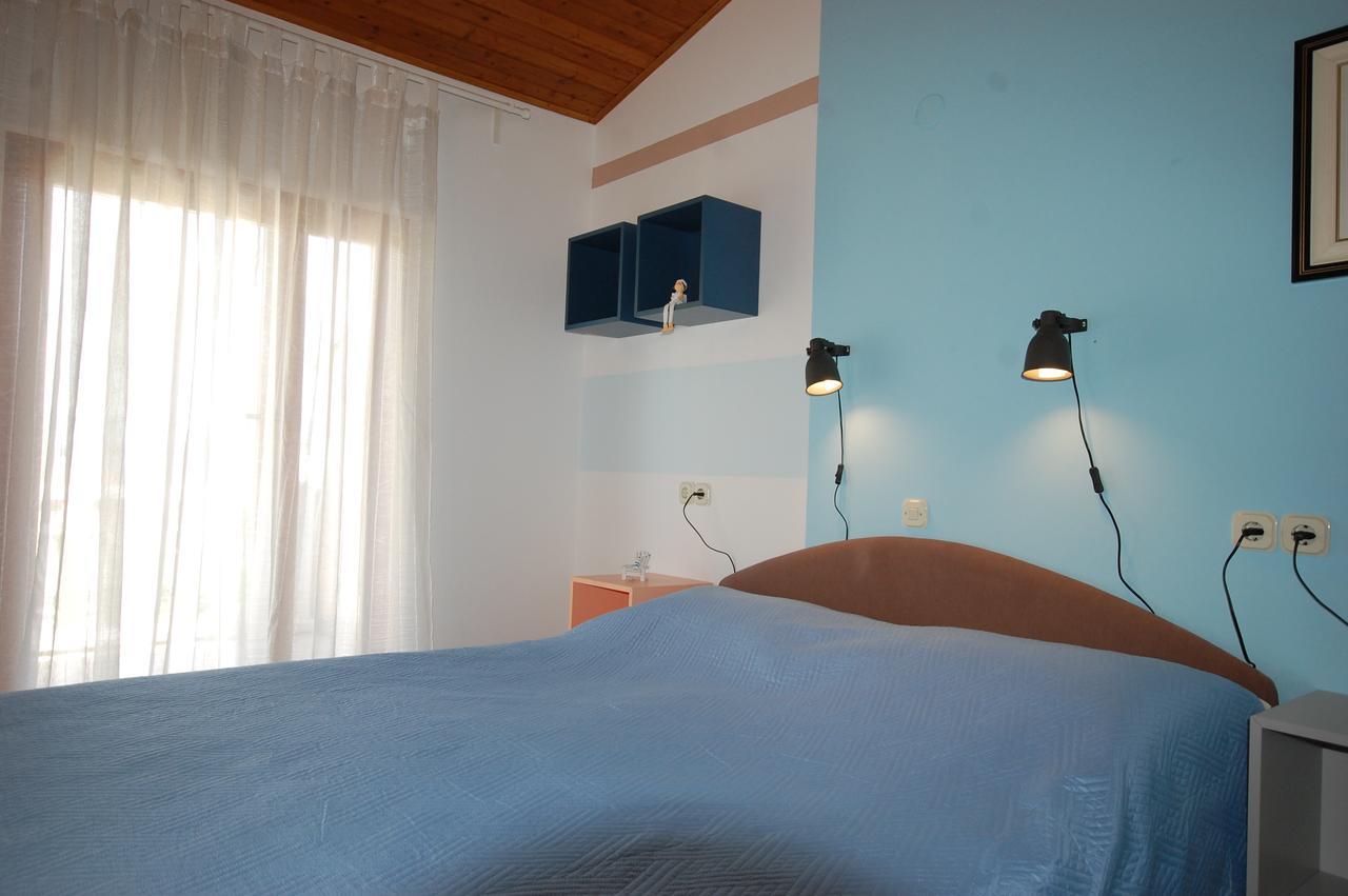 Apartment Bedenikovic By El-Pi Tours Malinska Exteriör bild